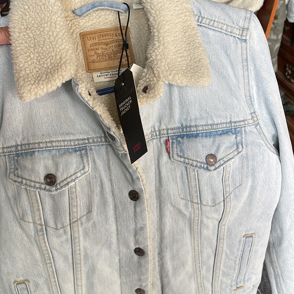 Women’s Levi’s Sherpa Original Trucker Jacket Sz M - Picture 4 of 12